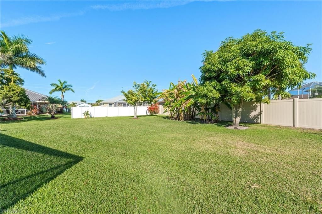 2529 Gleason Pkwy, Cape Coral, FL 33914 Photo