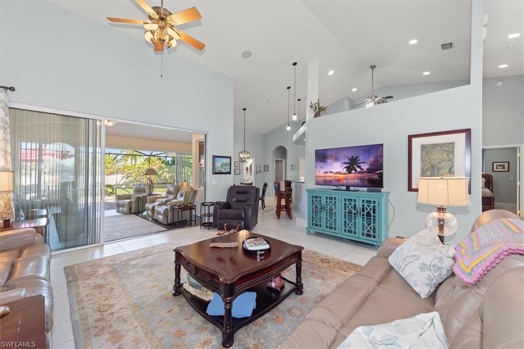 2529 Gleason Pkwy, Cape Coral, FL 33914 Photo