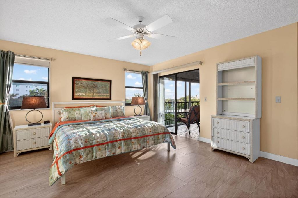 2240 N Cypress Bend Drive, Unit 601, Pompano Beach, FL 33069 Photo