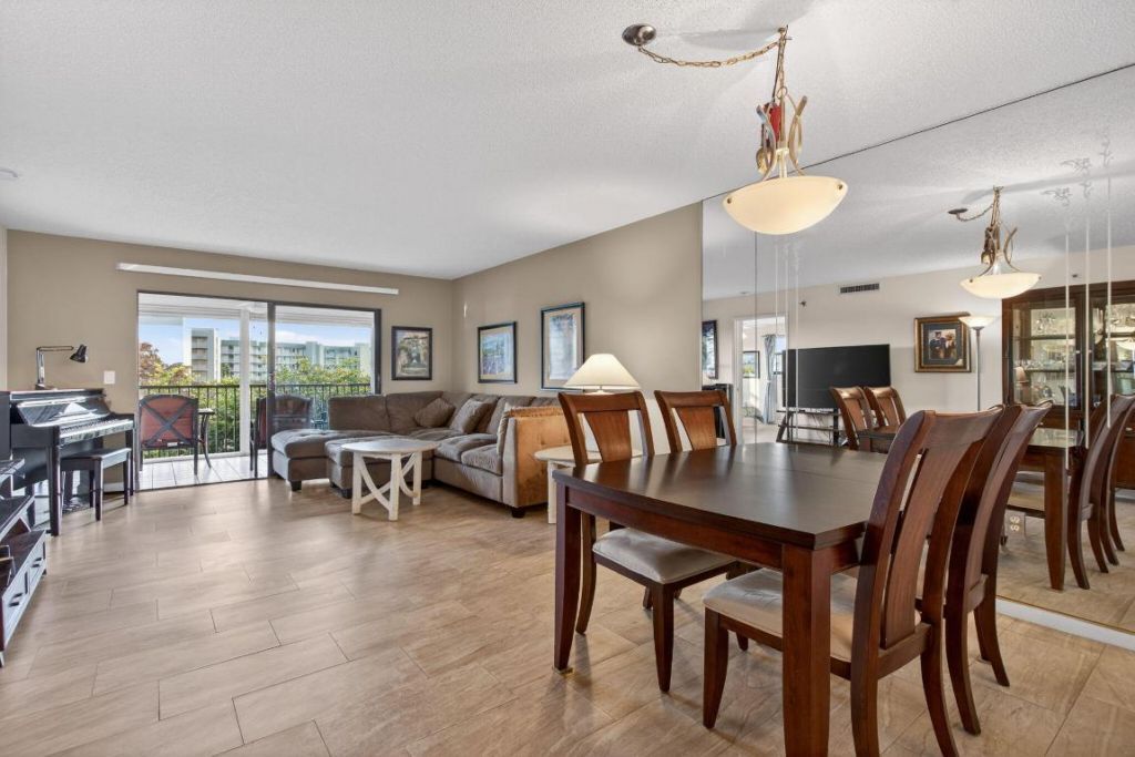 2240 N Cypress Bend Drive, Unit 601, Pompano Beach, FL 33069 Photo