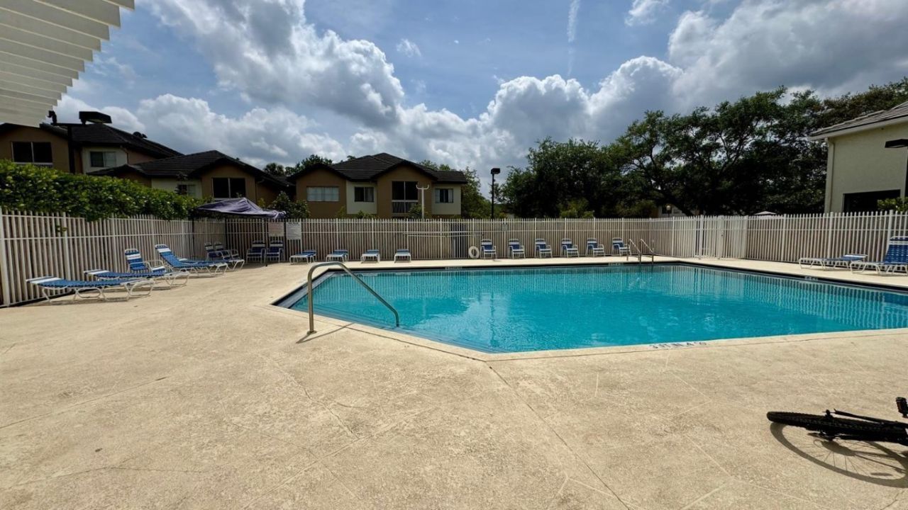 9905 NW 57th Manor, Unit 9905, Coral Springs, FL 33076 Photo