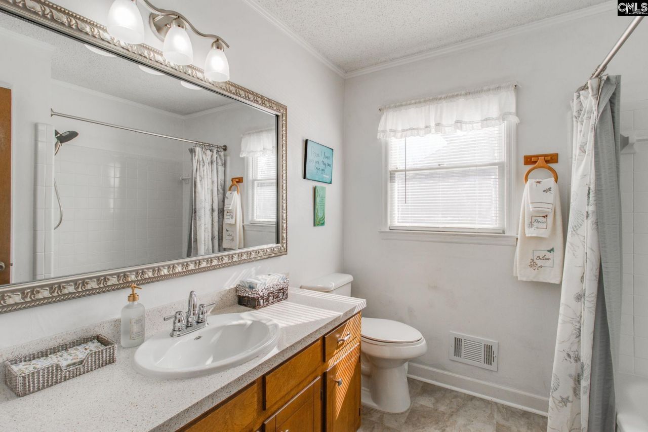 117 New Market Circle Photo 15