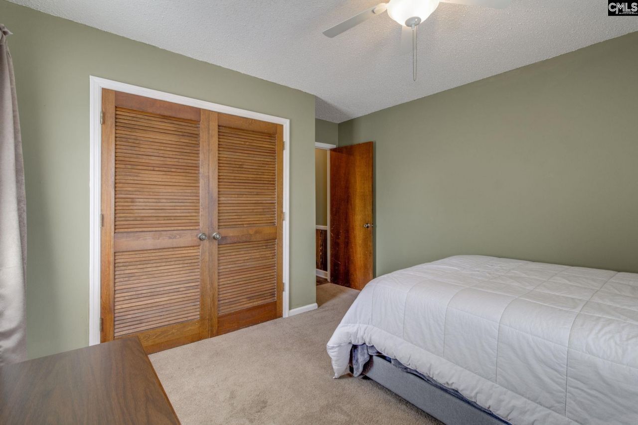 117 New Market Circle Photo 18