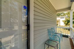 117 New Market Circle photo 4