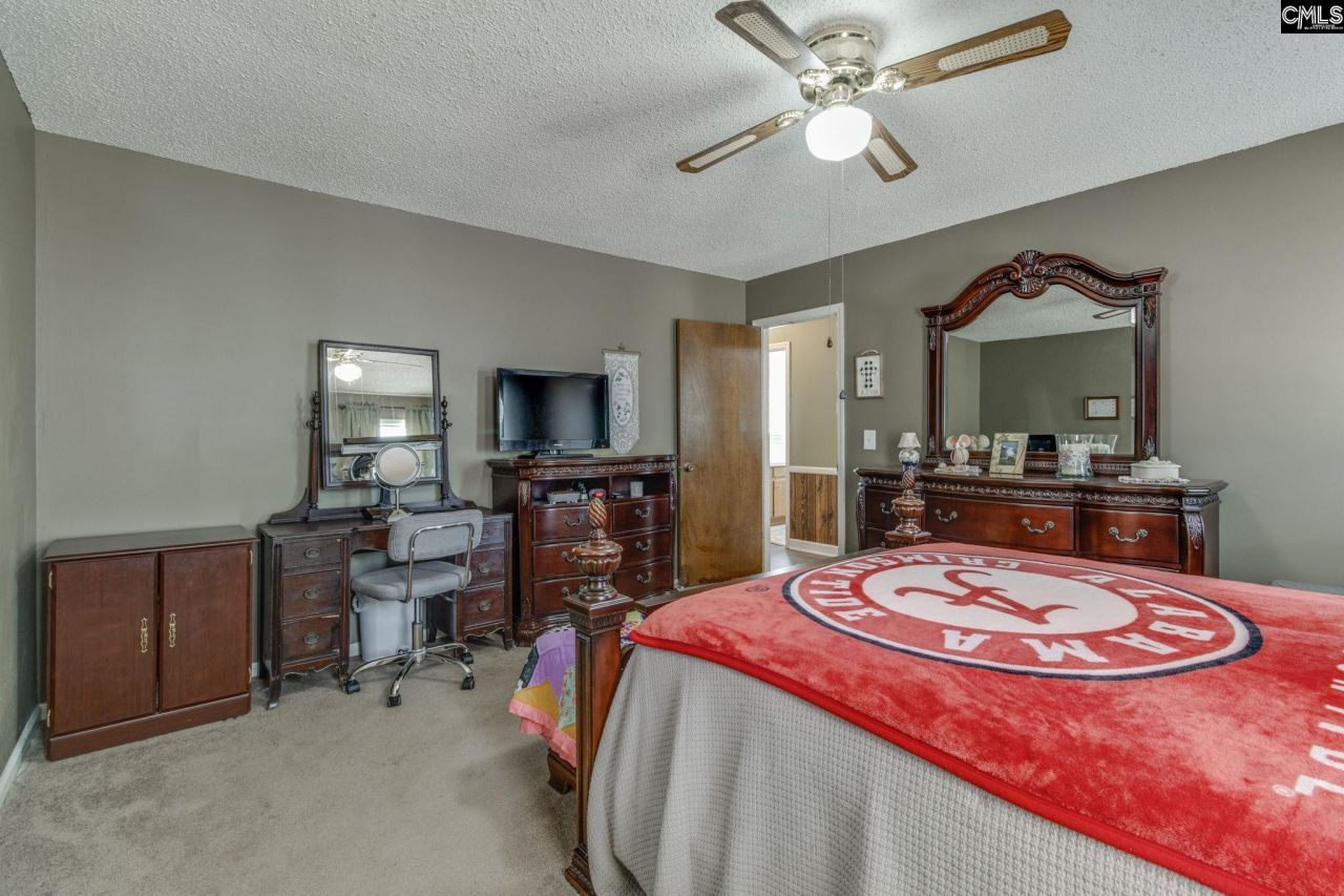 117 New Market Circle Photo 20