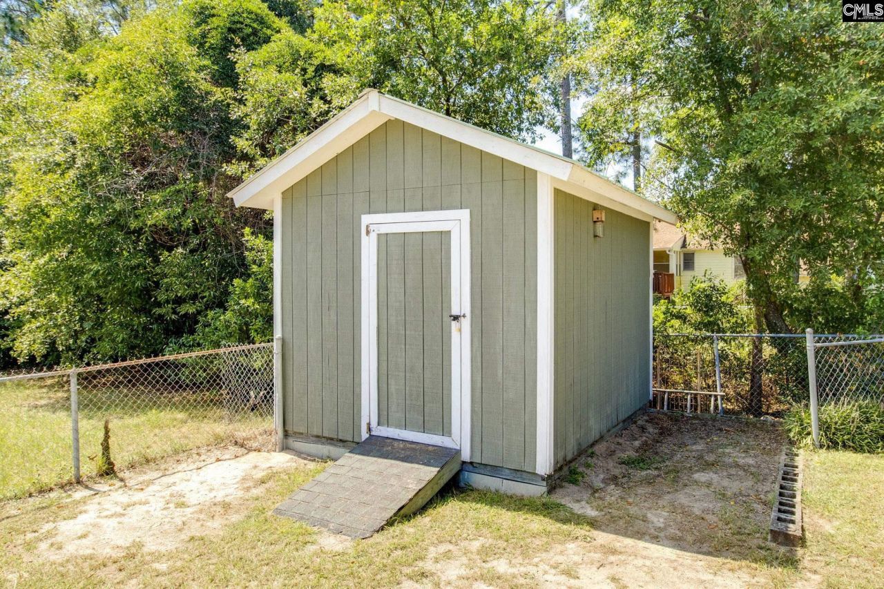 117 New Market Circle Photo 33