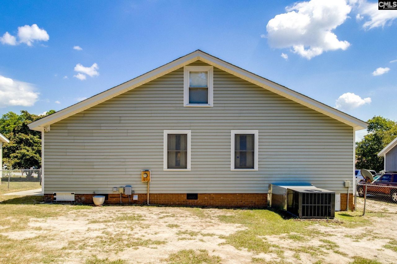 117 New Market Circle Photo 36