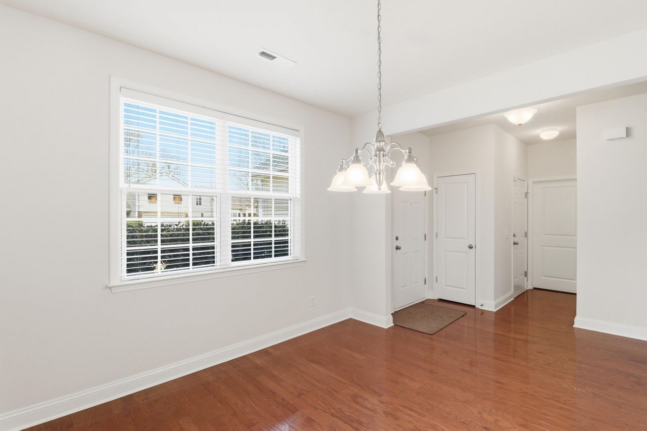 3274 Conservancy Lane Photo 13