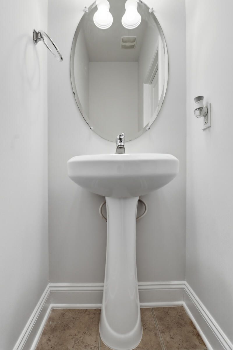 3274 Conservancy Lane Photo 21