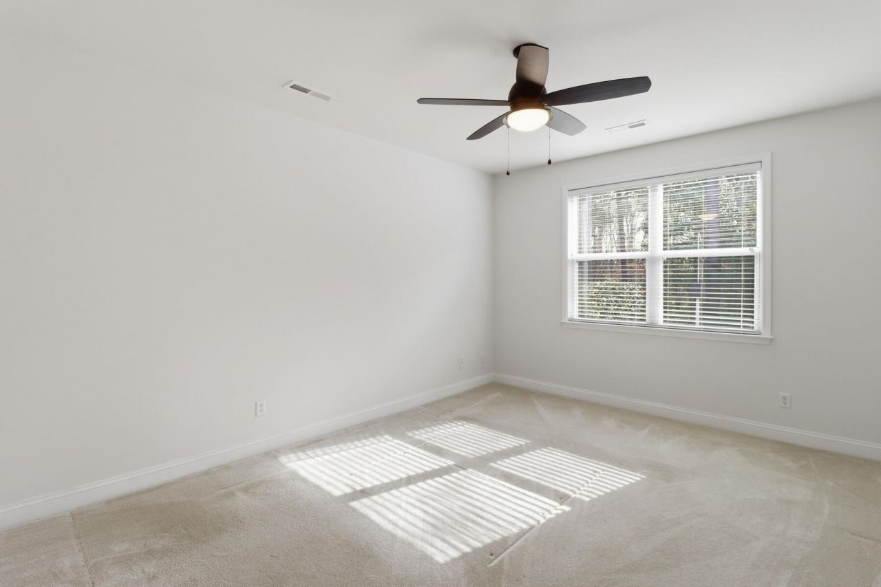 3274 Conservancy Lane Photo 26