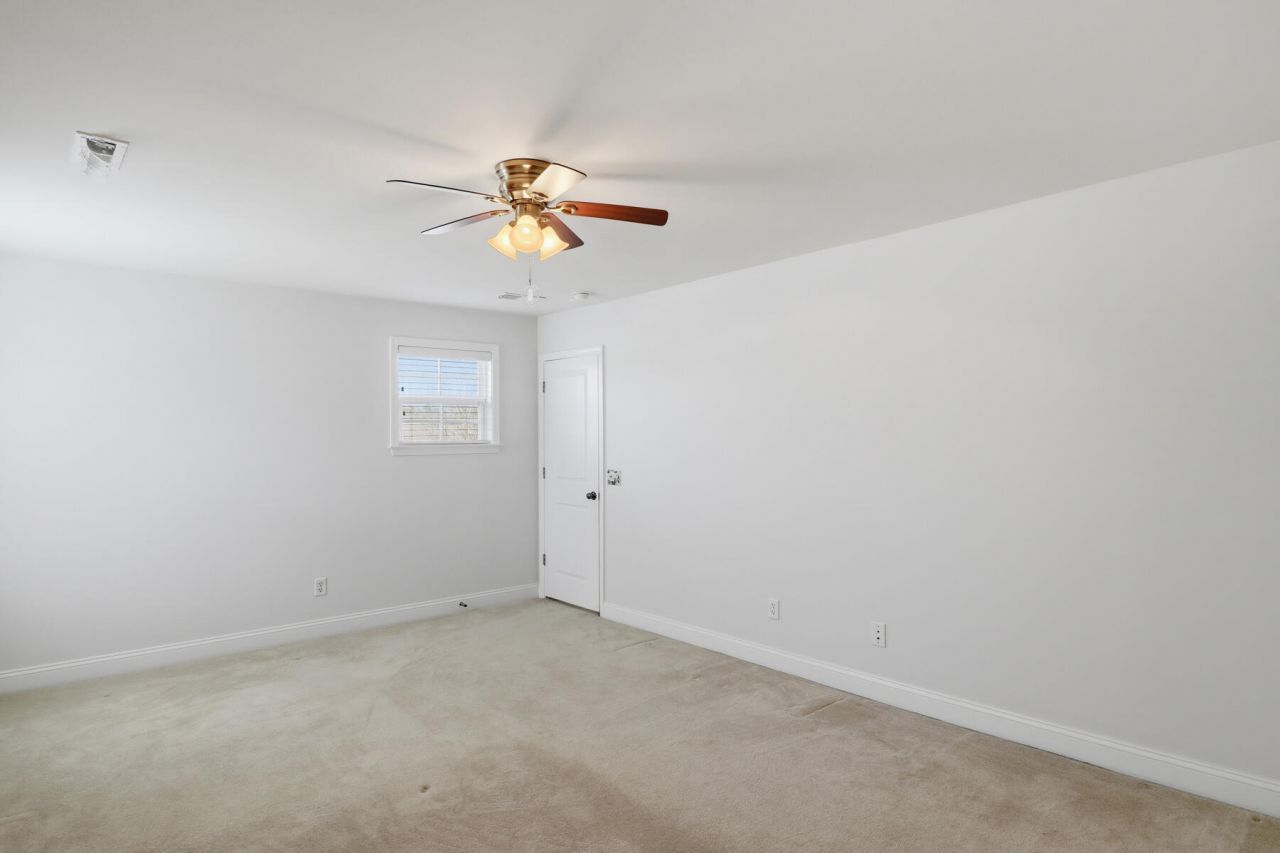 3274 Conservancy Lane Photo 34