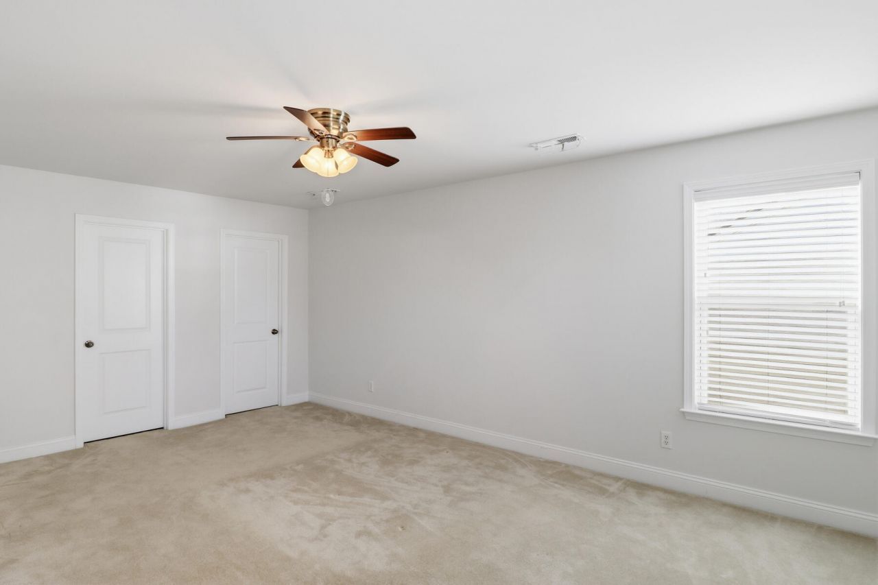 3274 Conservancy Lane Photo 35