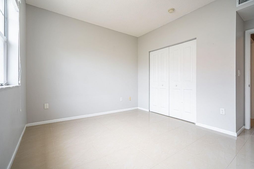 5840 W Sample Road, Unit 301, Coral Springs, FL 33067 Photo