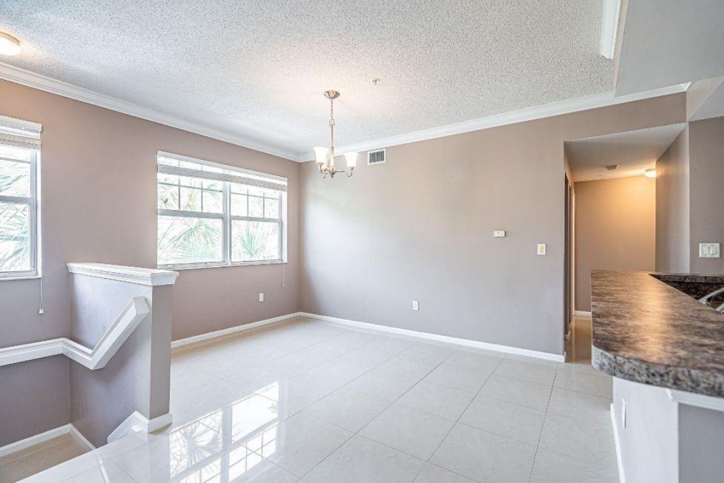 5840 W Sample Road, Unit 301, Coral Springs, FL 33067 Photo