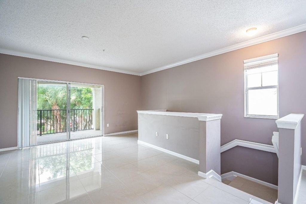 5840 W Sample Road, Unit 301, Coral Springs, FL 33067 Photo