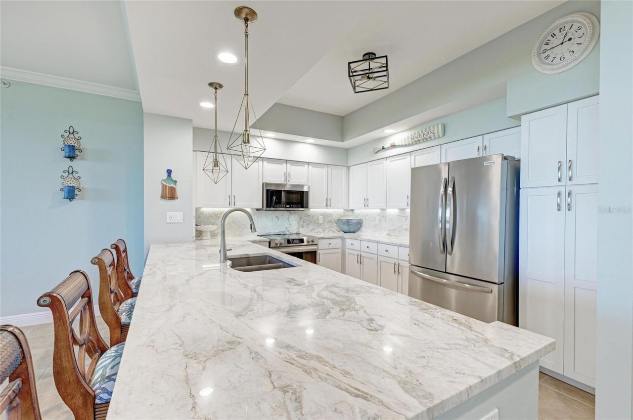 3329 Sunset Key Circle, Unit 407, Punta Gorda, FL 33955 Photo