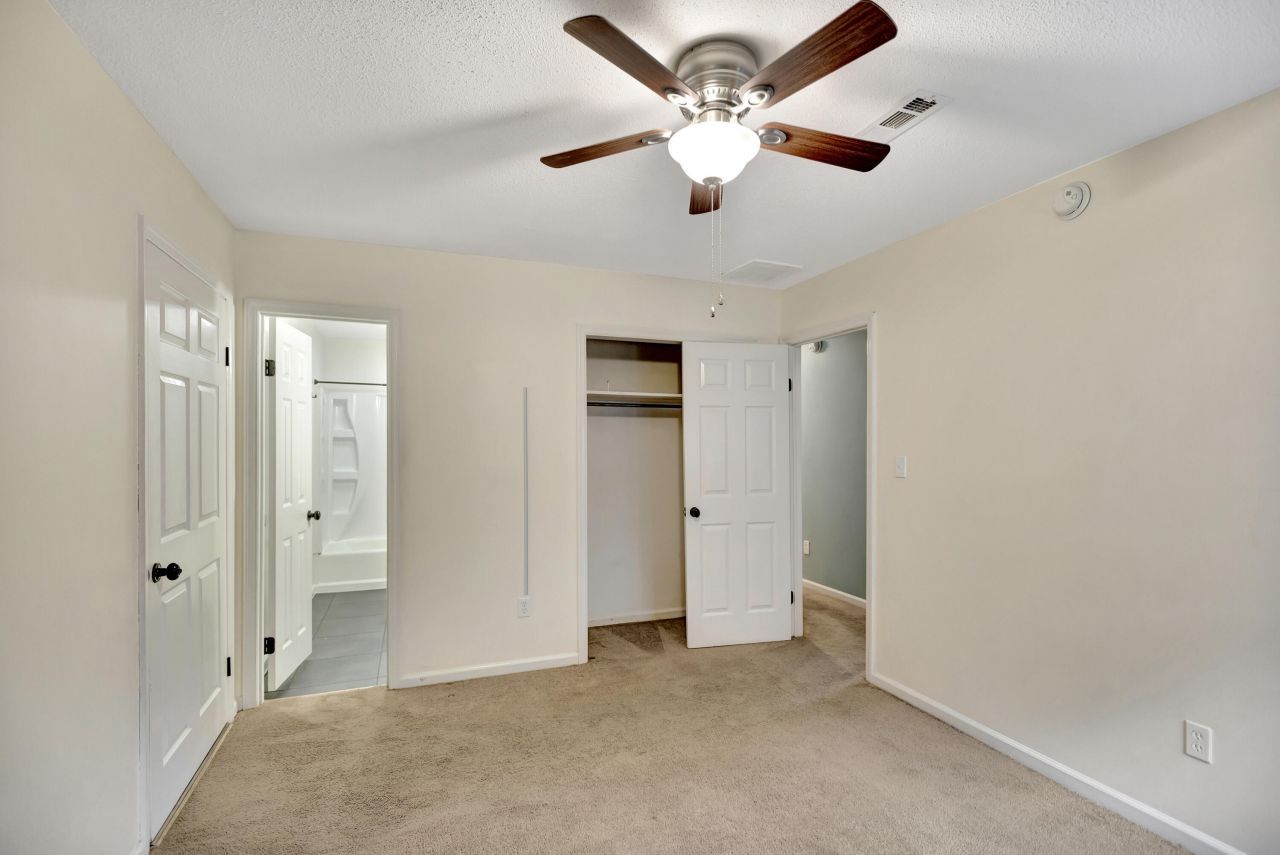 122 Longleaf Drive Photo 16