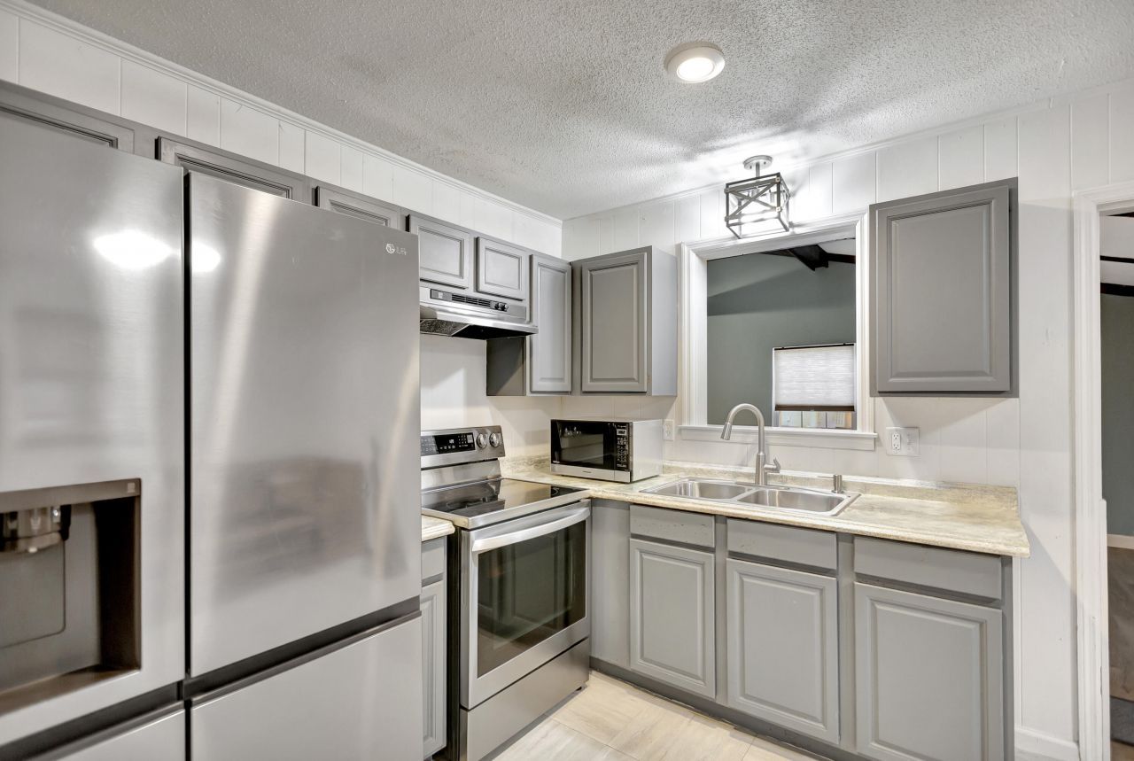 122 Longleaf Drive Photo 9