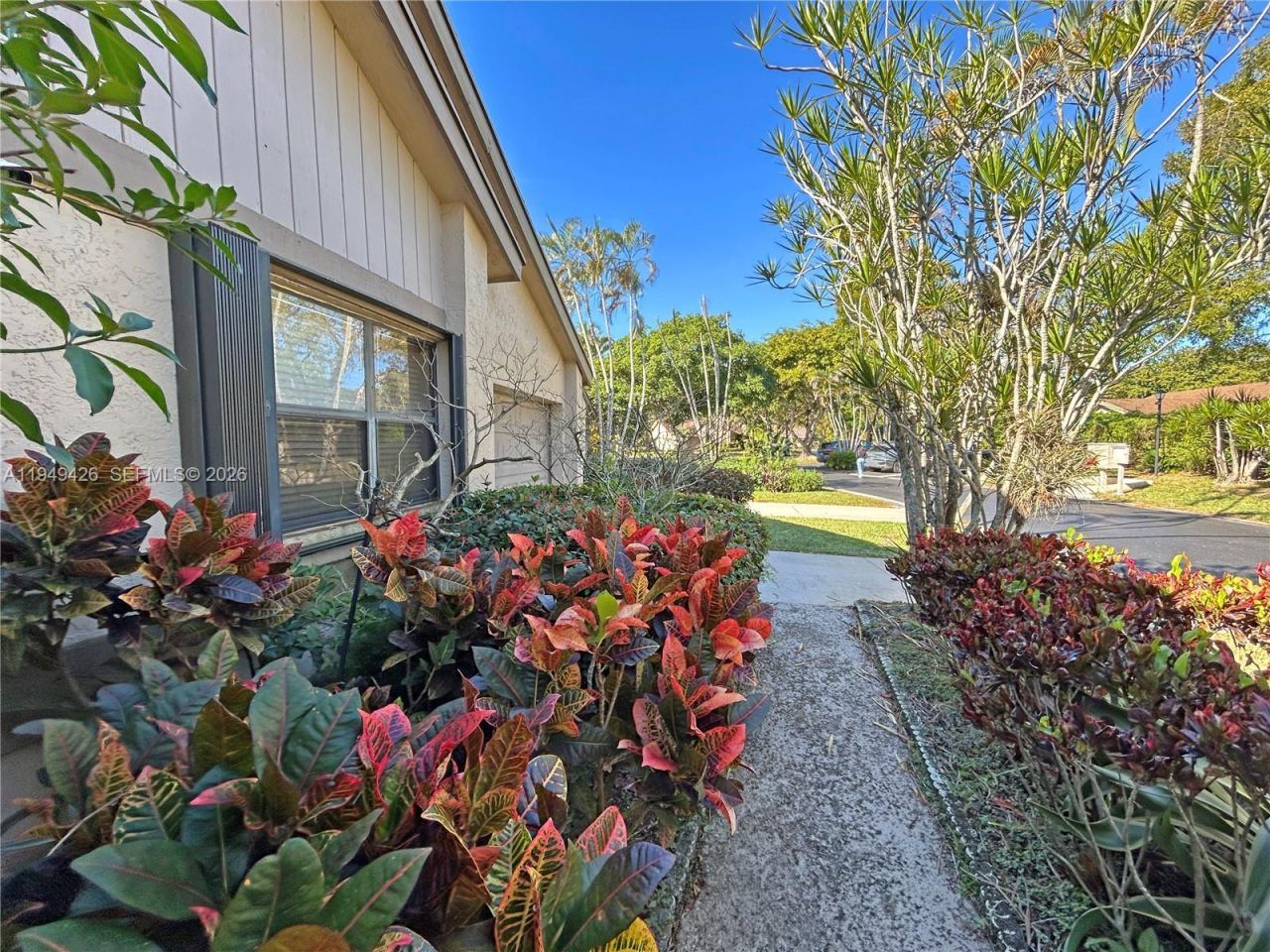 2214 Seagrape Cir, Coconut Creek, FL 33066 Photo