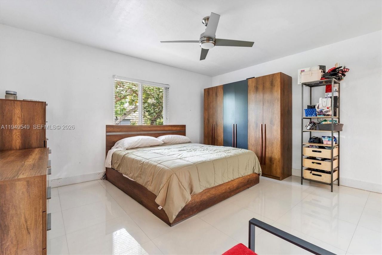 12660 Griffing Blvd, North Miami, FL 33161 Photo