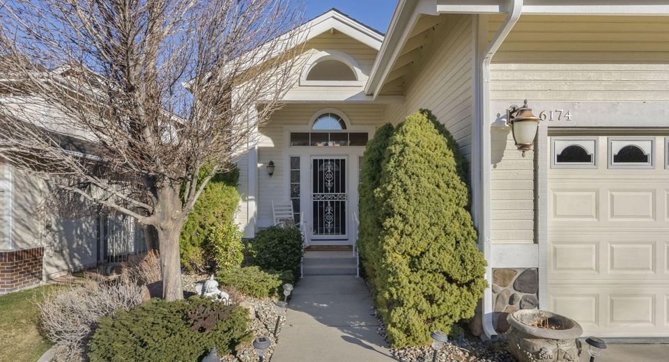 6174 Squires Lane, Reno, NV 89519 Photo