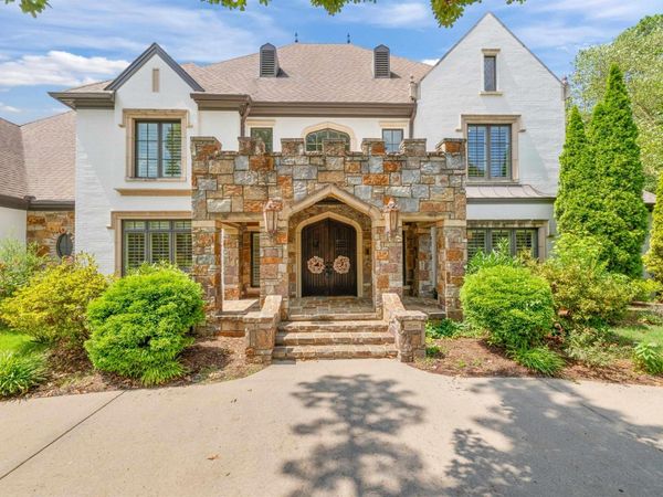 4 Sologne Circle, Little Rock, AR 72223