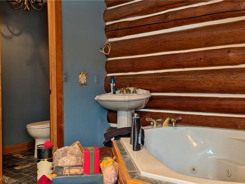 8026 Lee Road, Malvern, OH 44644 Photo 19