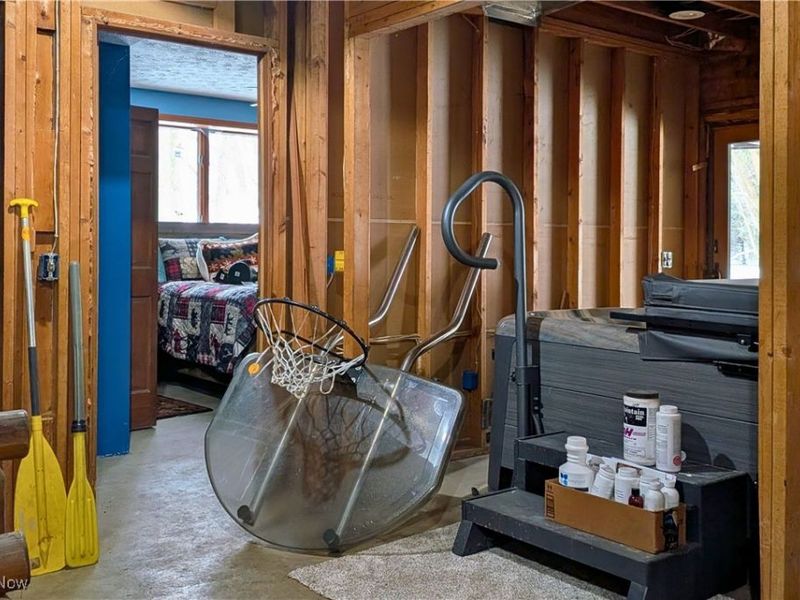 8026 Lee Road, Malvern, OH 44644 Photo 24