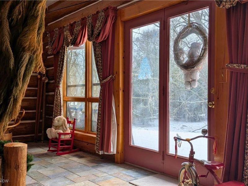 8026 Lee Road, Malvern, OH 44644 Photo 6