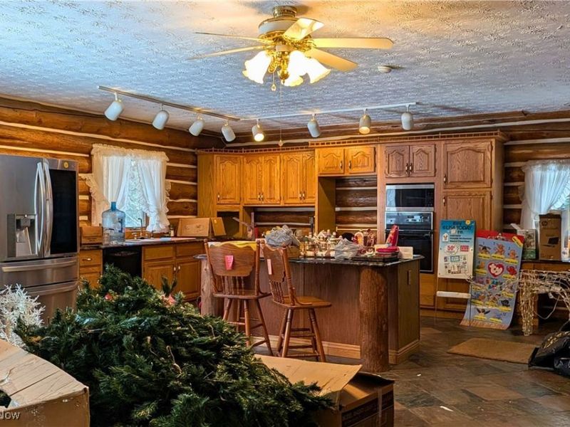 8026 Lee Road, Malvern, OH 44644 Photo 7