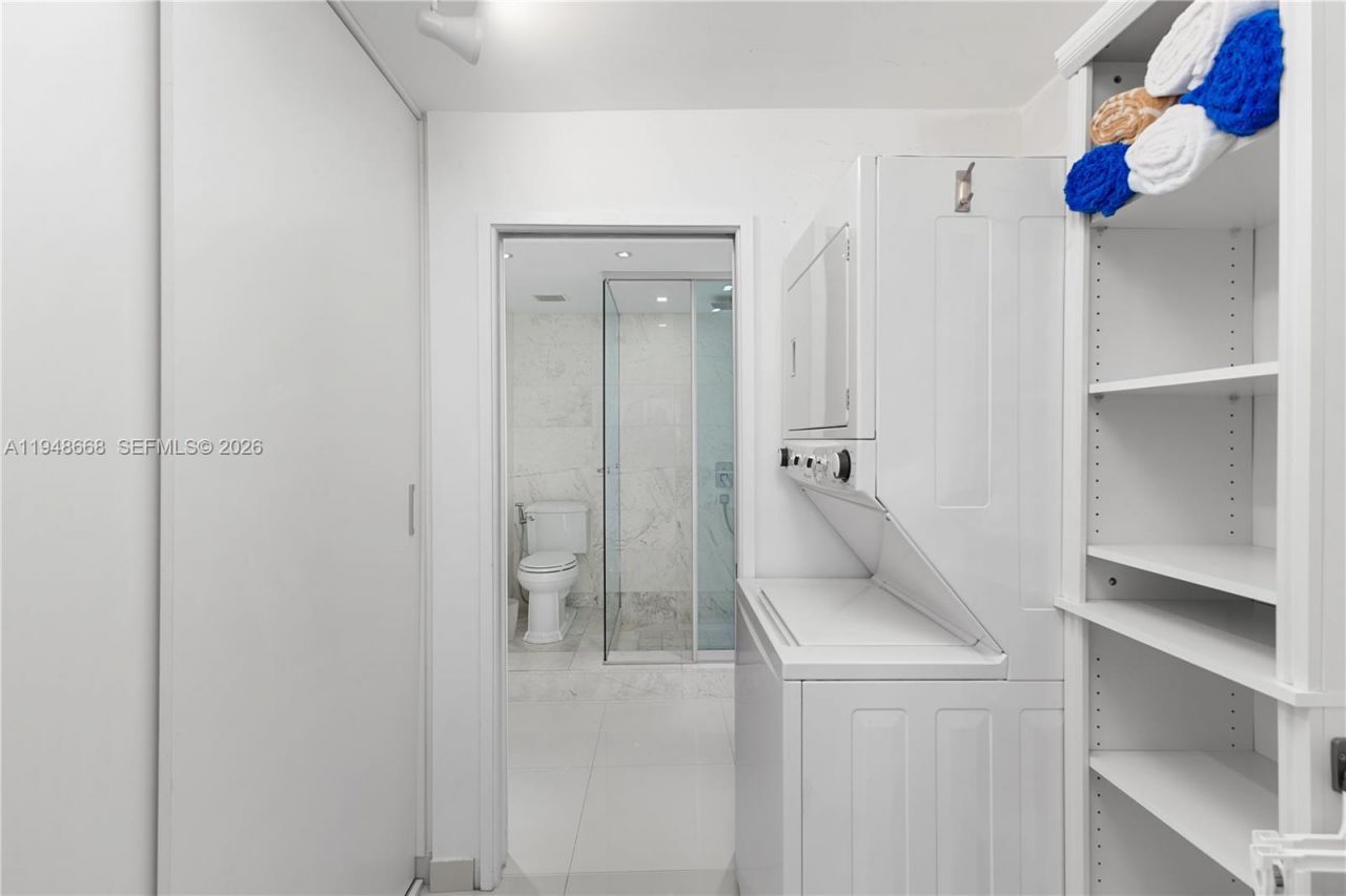 401 Ocean Dr, Unit 421, Miami Beach, FL 33139 Photo