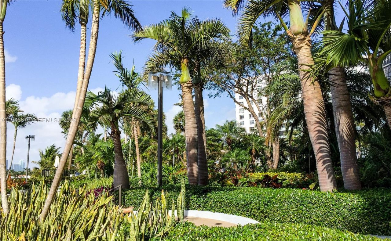 9 Island Ave, Unit 2111, Miami Beach, FL 33139 Photo