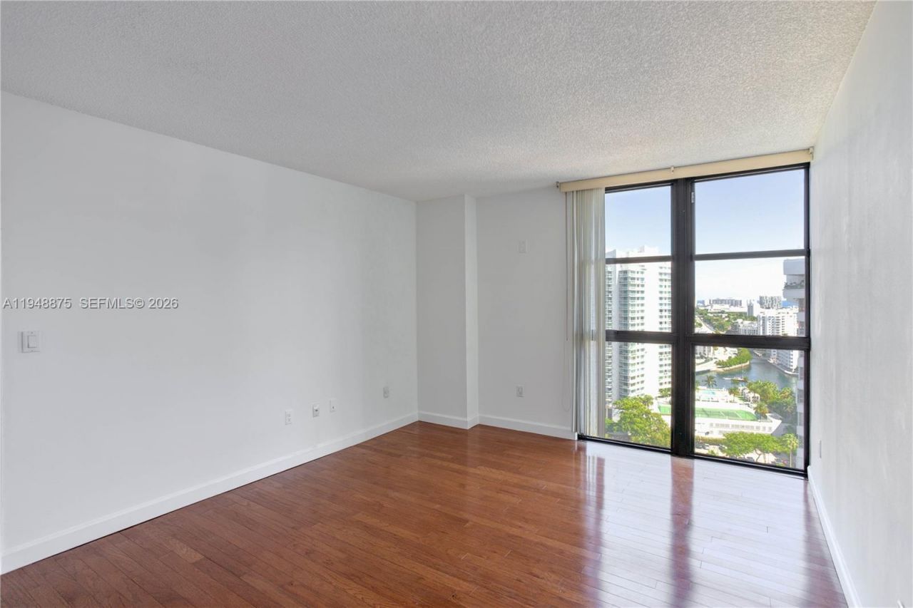 9 Island Ave, Unit 2111, Miami Beach, FL 33139 Photo
