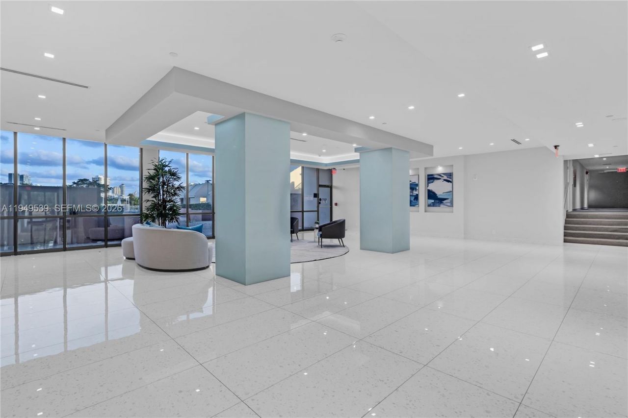 20301 W Country Club Dr , Unit 1623, Aventura, FL 33180 Photo