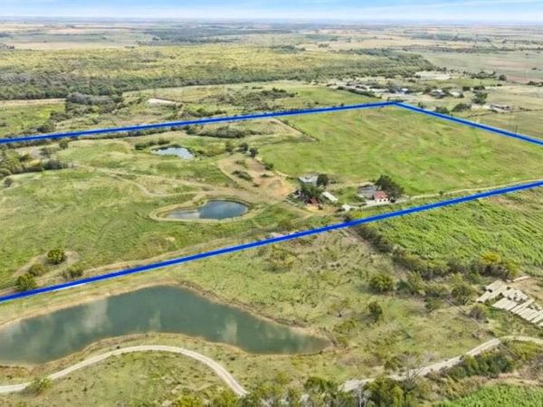 10815 Hames Road, Pilot Point, TX 76258