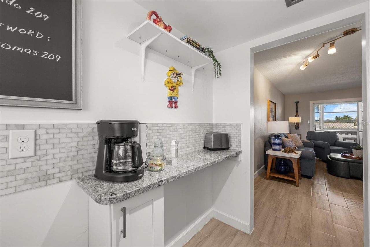 4500 37th Street S, Unit 20, Saint Petersburg, FL 33711 Photo