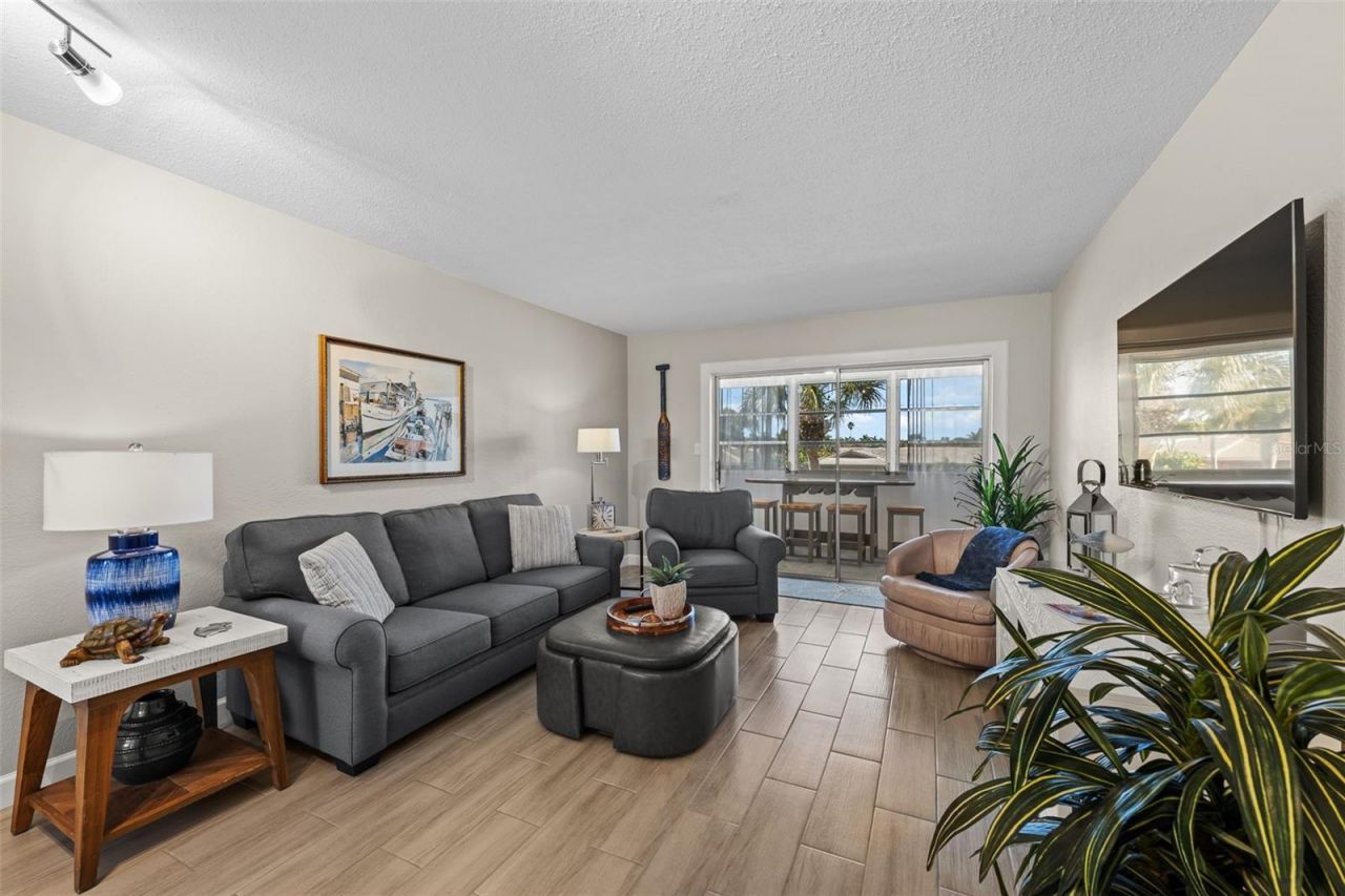 4500 37th Street S, Unit 20, Saint Petersburg, FL 33711 Photo