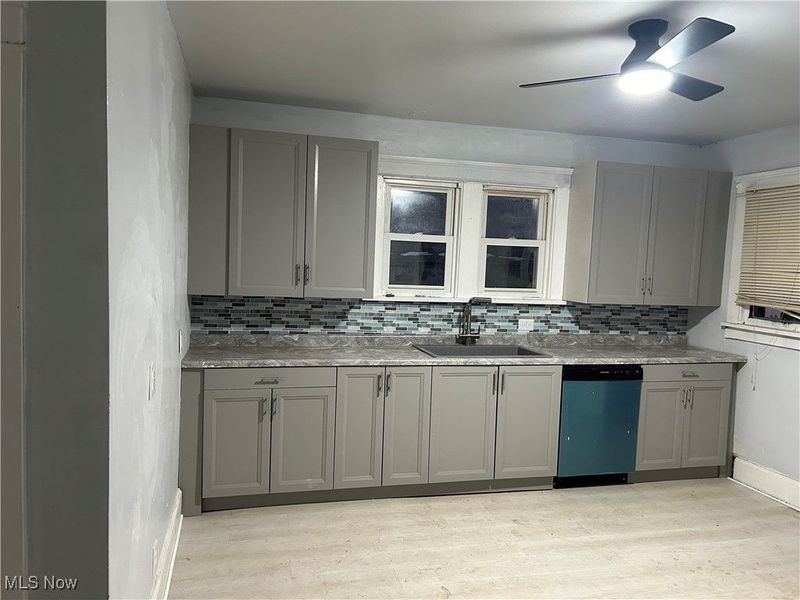 22862 Norman Avenue, Alliance, OH 44601 Photo 5