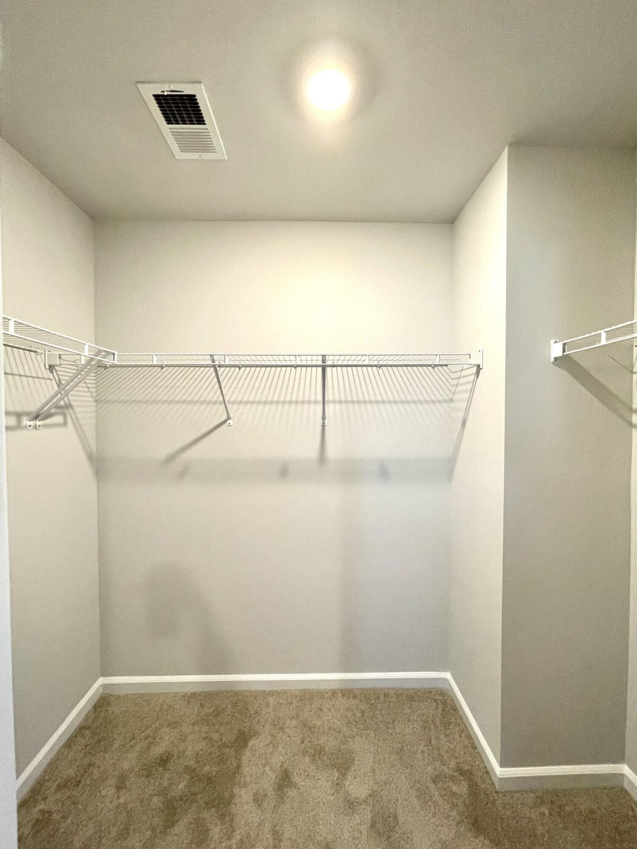 342 Tiliwa Street Photo 31