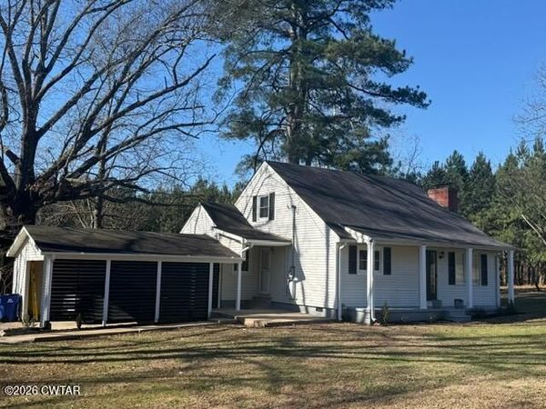 1696 Evergreen Street, Dresden, TN 38225