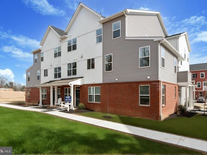 252 Chapel Court, Unit 90A, Norristown, PA 19401 Main Photo