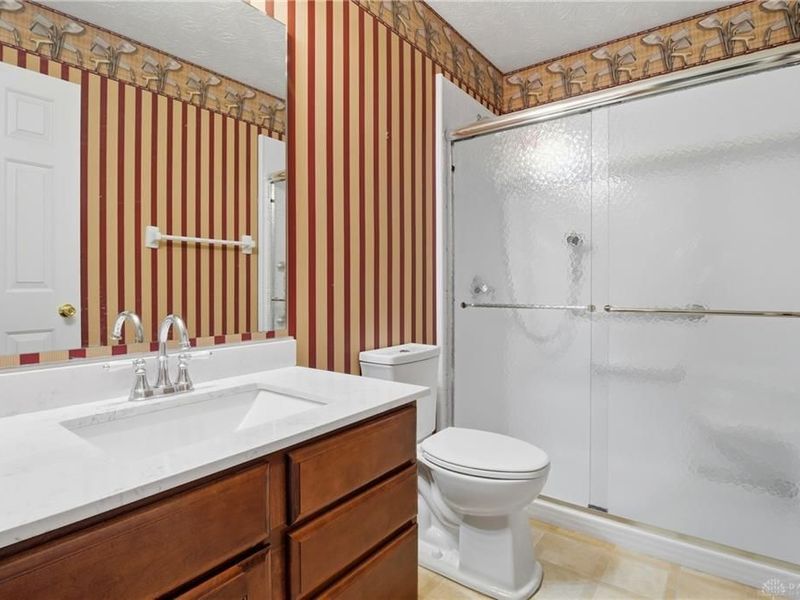 2122 Castle Pines Court, Hamilton, OH 45013 Photo 24