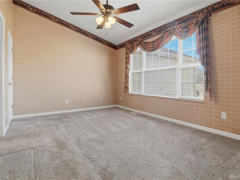 2122 Castle Pines Court, Hamilton, OH 45013 Photo 7