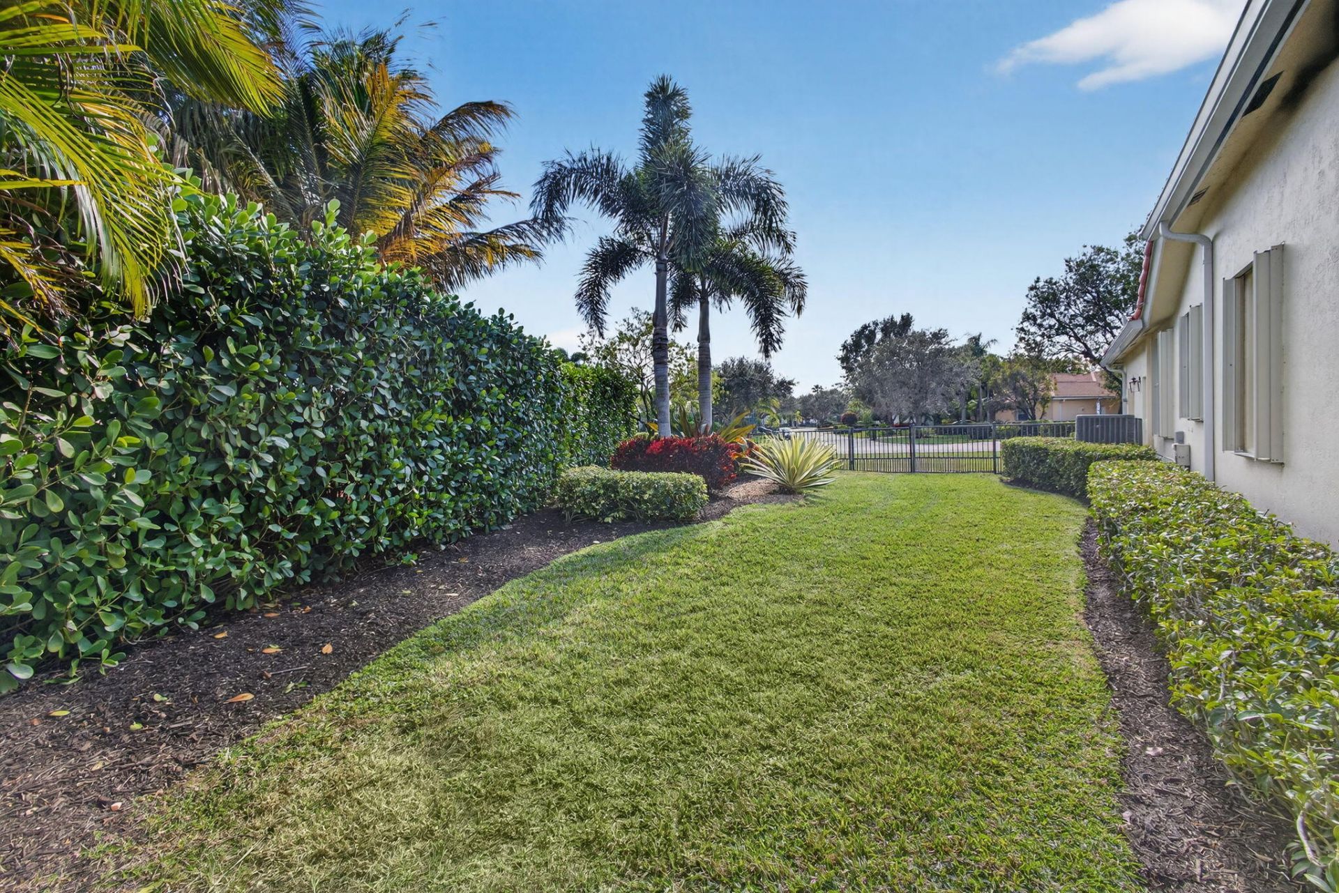 7650 Preserve Drive, West Palm Beach, FL 33412 Photo