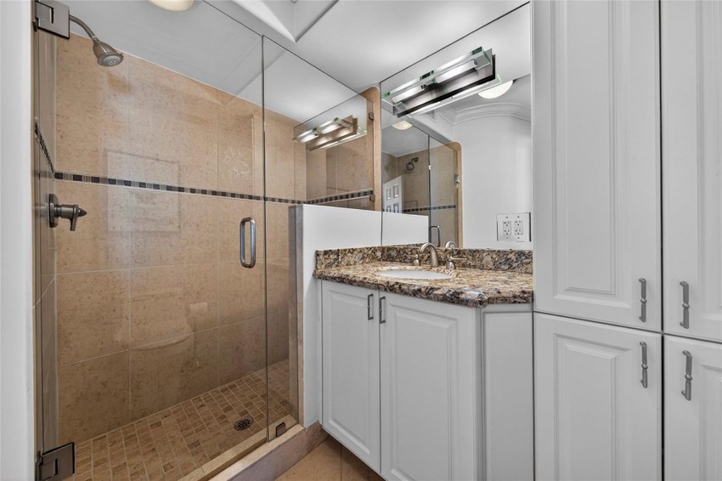 2200 S Ocean Lane, Unit 1103, Fort Lauderdale, FL 33316 Photo