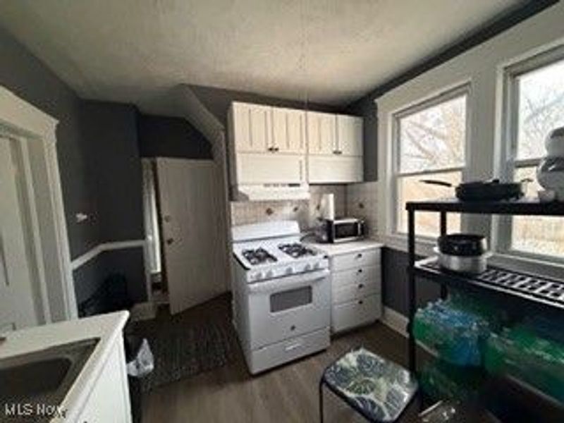 2048 W 95th Street, Cleveland, OH 44102 Photo 12