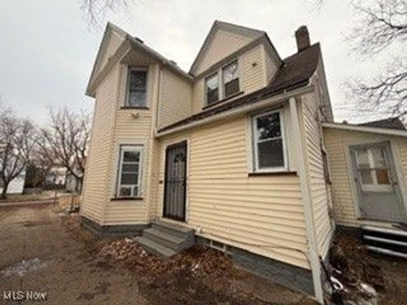 2048 W 95th Street, Cleveland, OH 44102 Photo 3