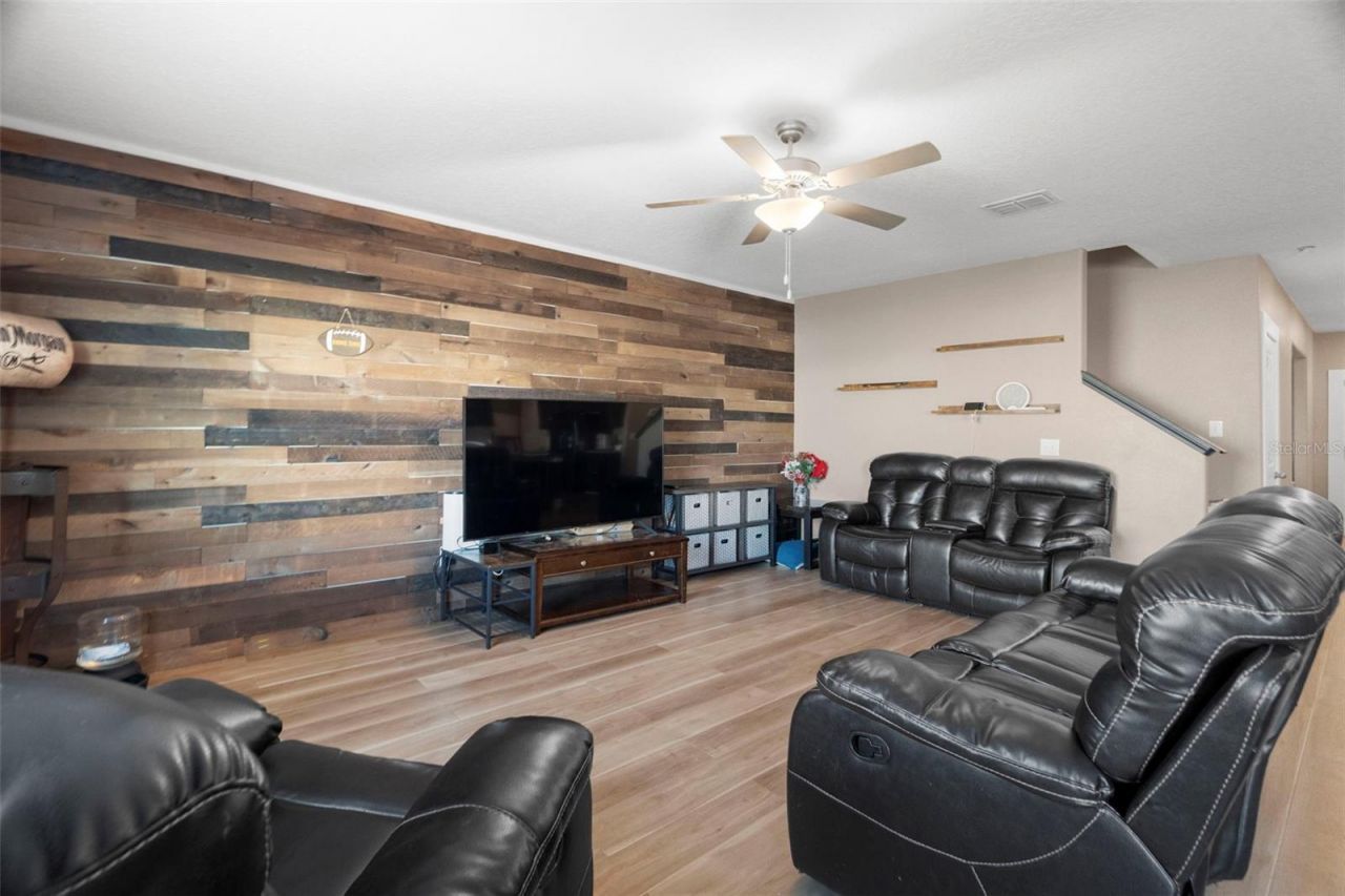 6601 Rainbow Springs Lane, New Port Richey, FL 34653 Photo