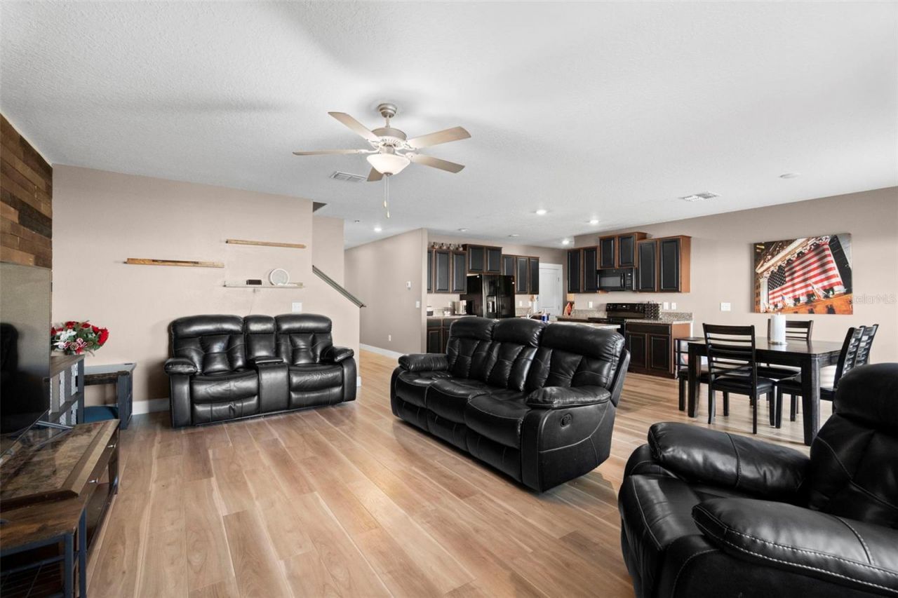 6601 Rainbow Springs Lane, New Port Richey, FL 34653 Photo