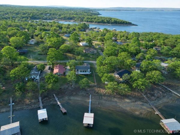 429833 E 1156 Road, Checotah, OK 74455